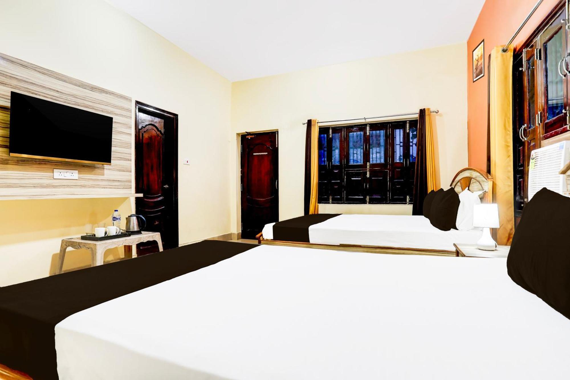 Hotel O R B Palace Varanasi Exterior foto
